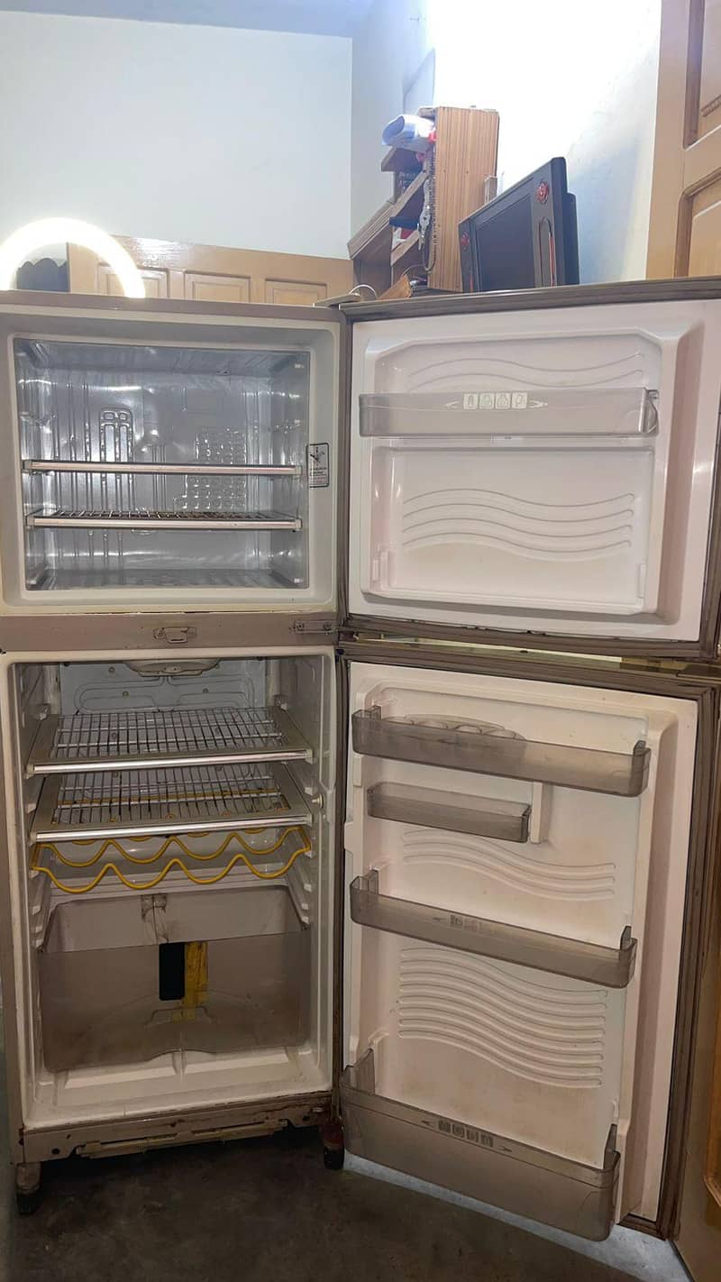 Dawlance fridge 1