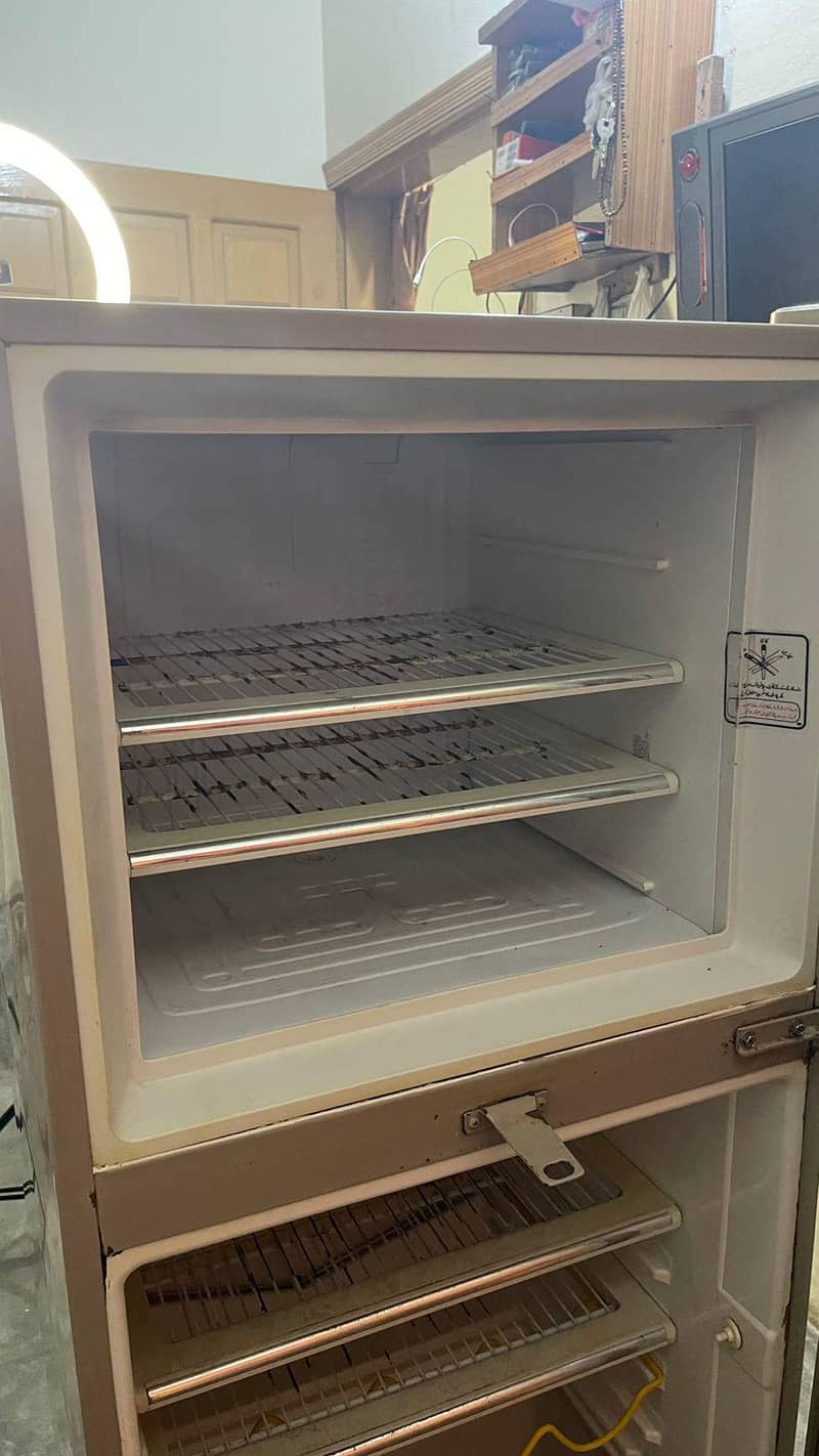 Dawlance fridge 5