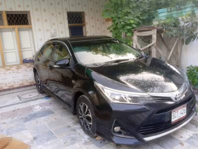 Toyota Corolla GLI  Automatic 2015. Total Original Color. Argent Sale.