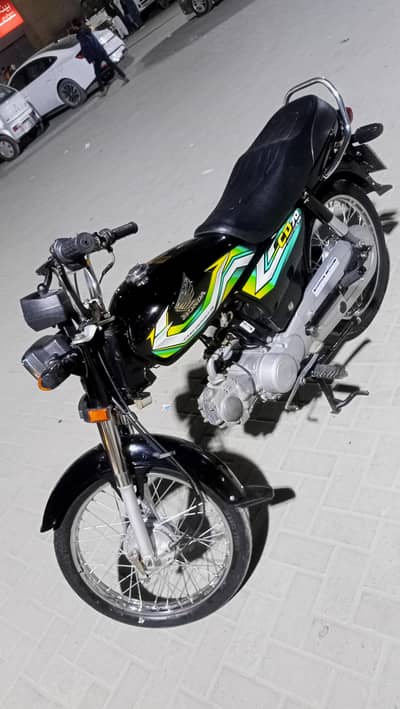 Honda CD-70 2023 model Karachi num 1st owner Genuine mint