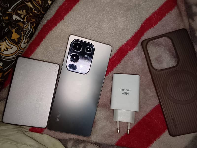 note 50 complete box 3