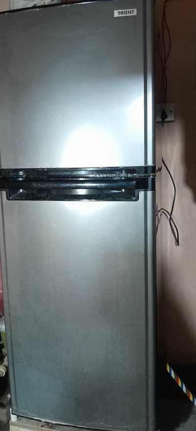 large size fridge n ship ac