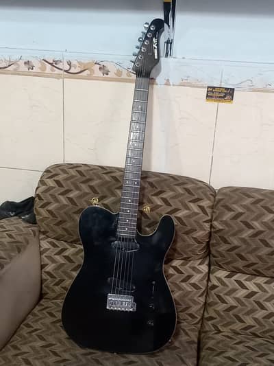 Yamaha electric guitar RTL model 102S