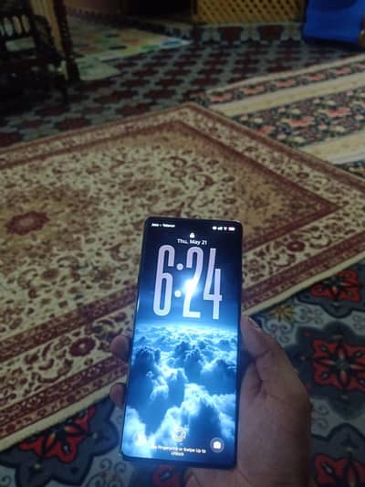 Tecno camon 40 pro 8/256 gb  android 16
