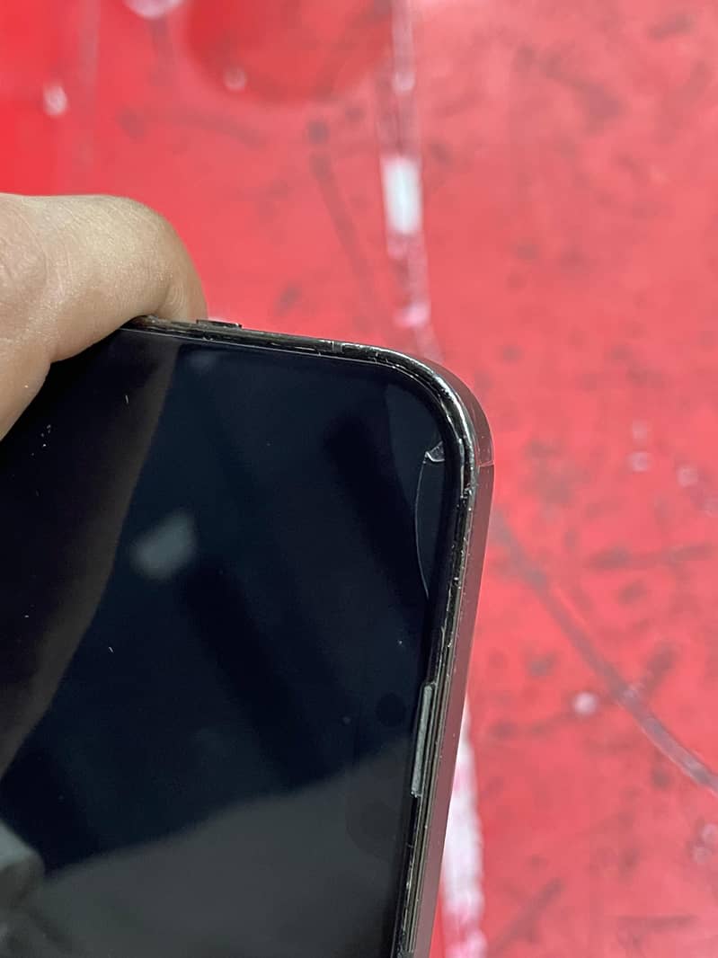 Iphone 13 pro max 4