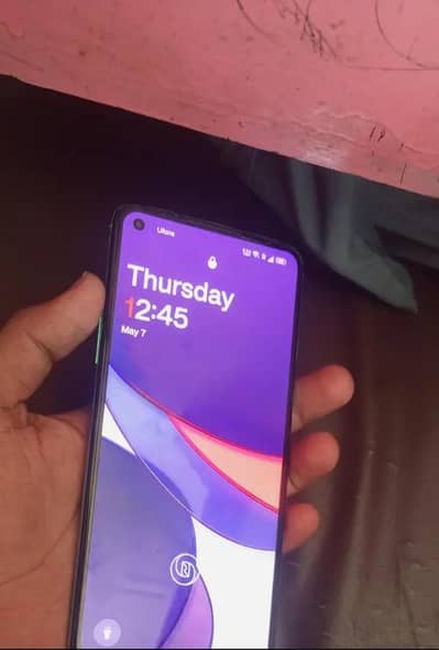 ONEPLUS 8T 12/256 GB 9/10 condition, exchange Posible