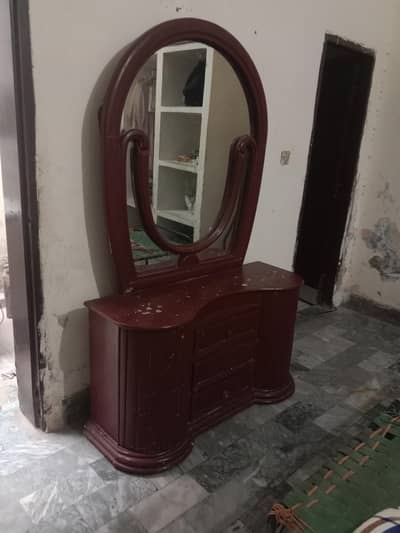 want to sale dresing table