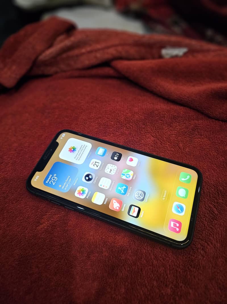 iPhone 11 1