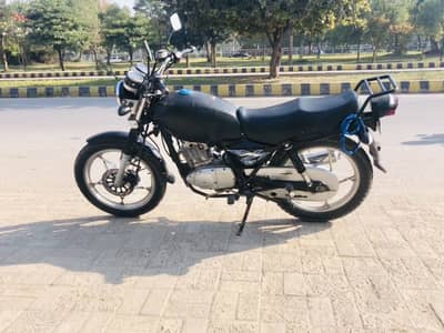 Suzuki gs150 SE