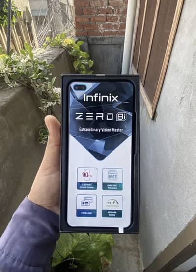 Infinix zero 8i 8/128 gaming device