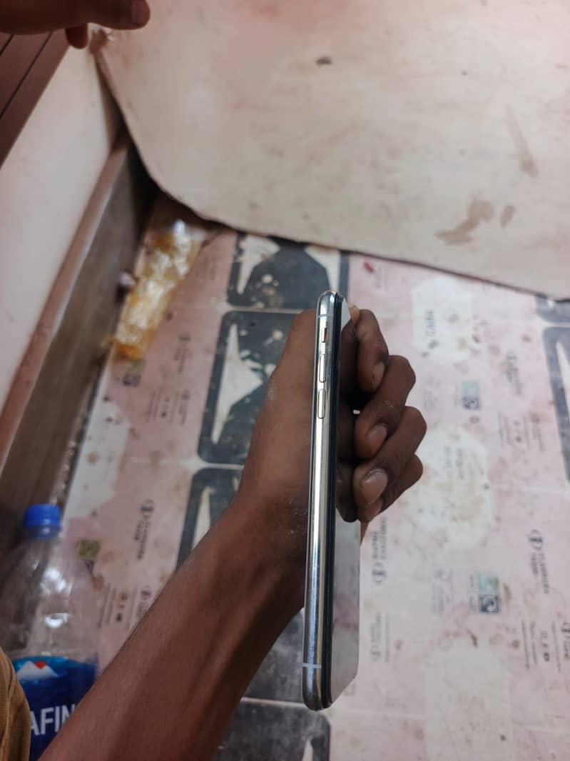 Iphone x available 5