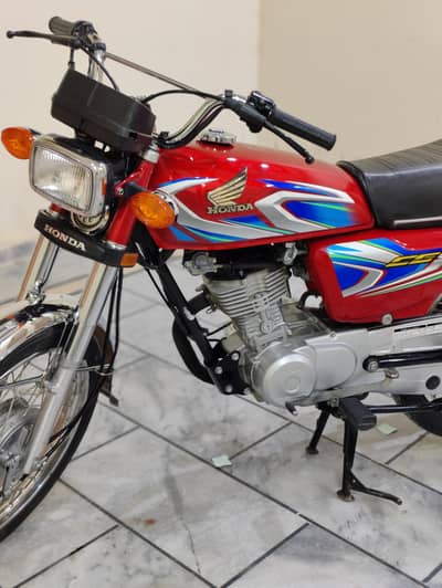 Honda CG 125   urgent sale