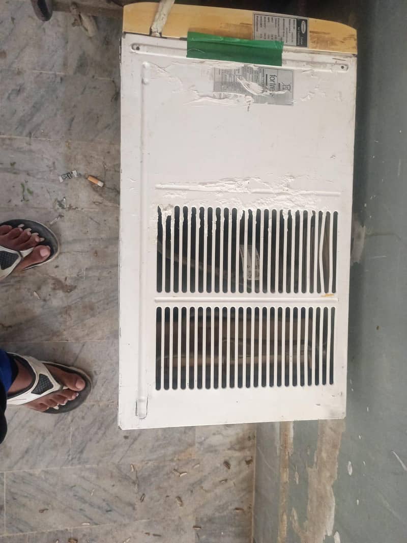 Window AC for Sale | Excellent Cooling| 10/7condition Working Perfectl 0