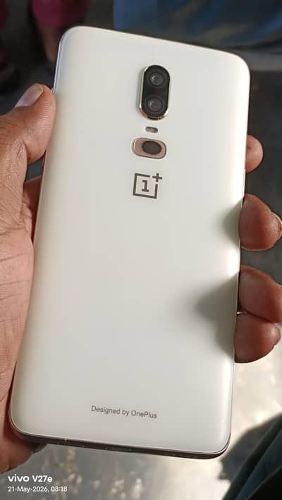 OnePlus 6 dual sim approve life time. . ram 8 GB 128. . . 03182949604