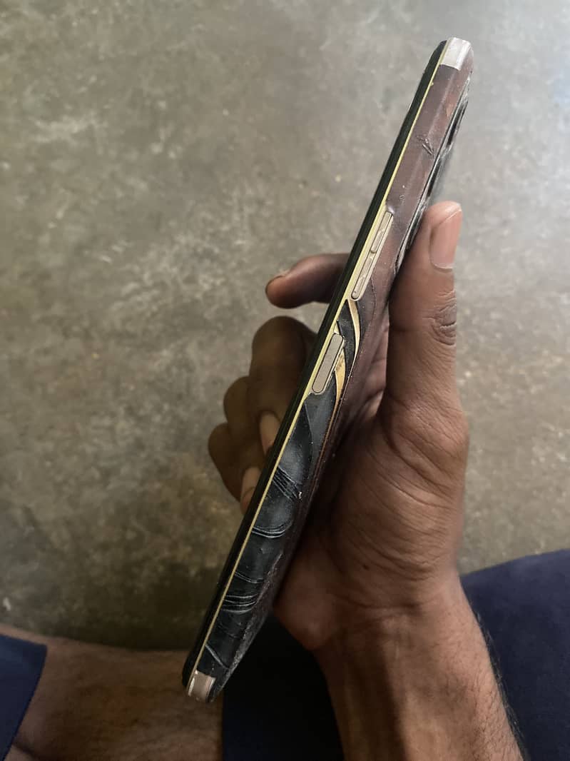 Tecno 3