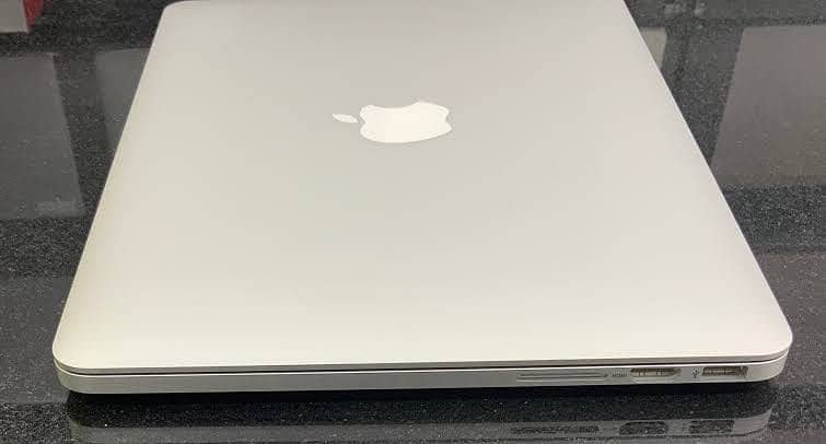 Macbook pro 1