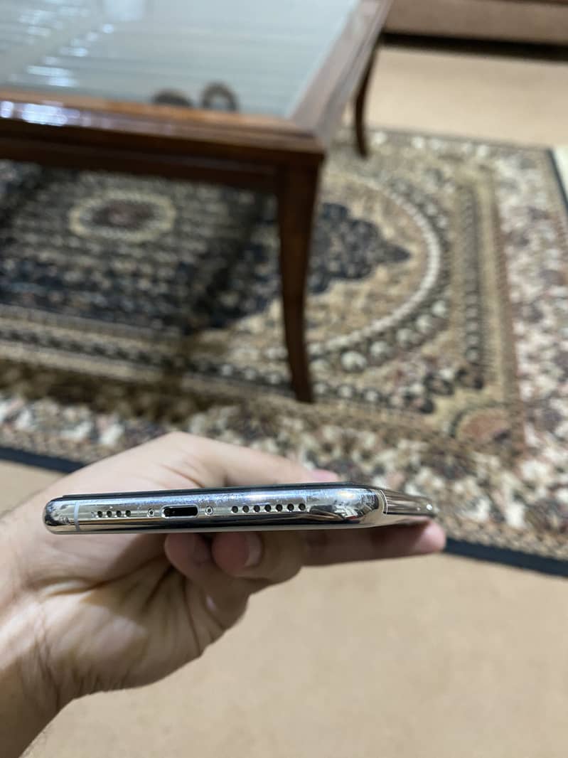 iphone 11 pro max 1