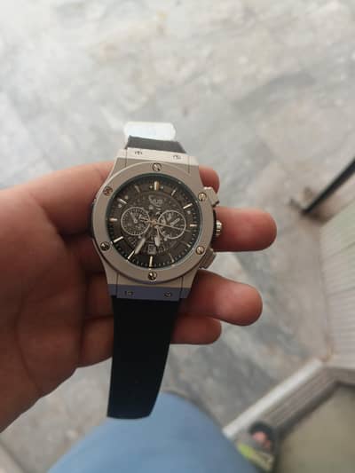 HUB Style Quartz Wrist Watch - Multiple colors available