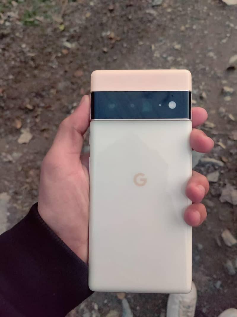 GOOGLE PİXEL 6 PRO 1