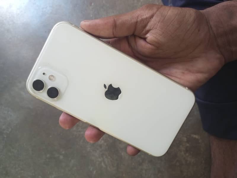 Iphone 11 4