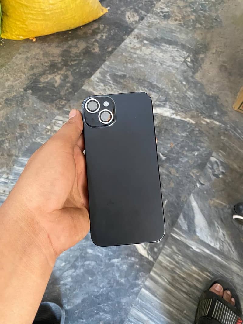 Iphone 15 plus 4