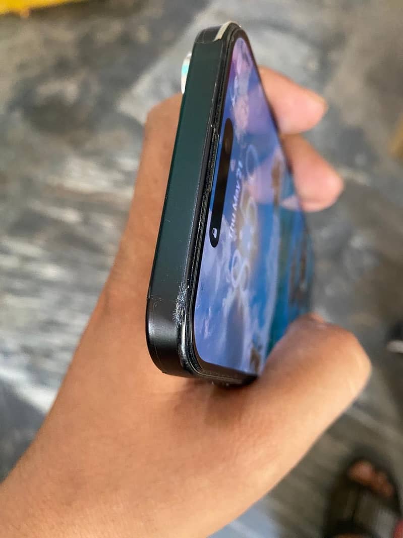 Iphone 15 plus 7
