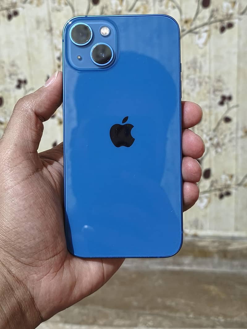 iPhone 13 7