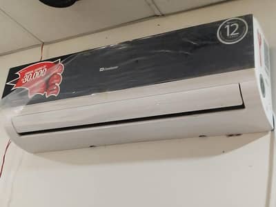 Dowlance 1.5 Ton Ac - 1 season only Use