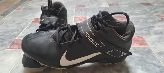 nike football shoes