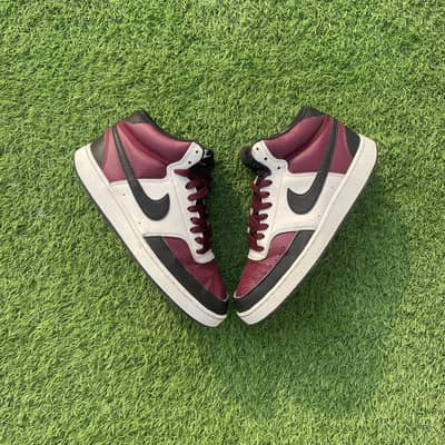 Original Nike Jordan Shoes (size: 40/41)