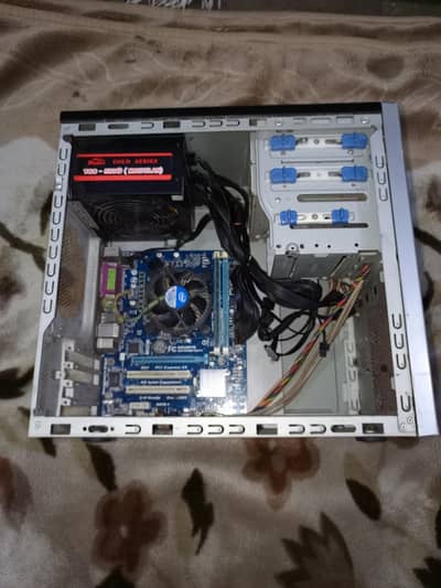 Gaming PC Core i7 3rd gen 256gb SSD 8gb RAM 550w modular supply CPU ok
