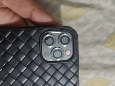 12 pro 128 gb condition 10/9 battery helth 80 orignal no boost