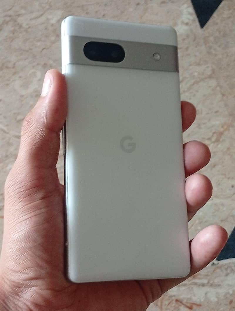Google pixel 7a 2
