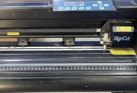 Sign cut 800