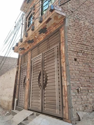 Prime Location In Gulberg 2 Marla House For Sale