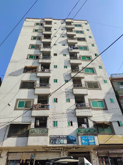 Prime Location 1100 Square Feet Flat In Gulberg For Sale At Good Location