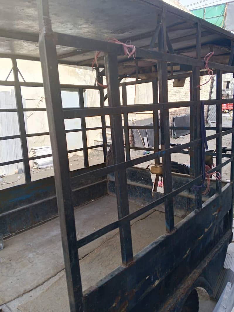 Mini Loader Rickshaw 3