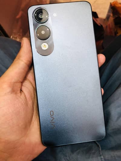 vivo y04