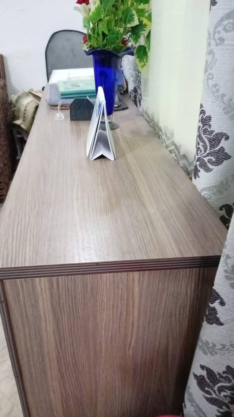 Exective Office Table & Console 2