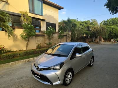 TOYOTA VITZ F 1.0cc (SPIDER SHAPE ) MODEL 2015 REG. 2019 (B2B) SILVER