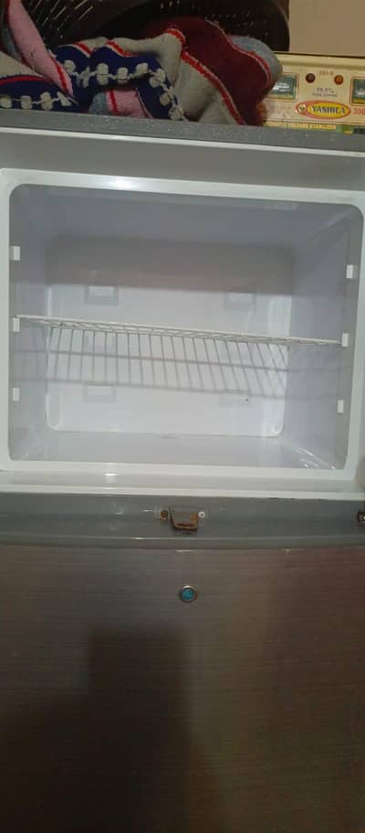 friggin Dawlance refrigerator