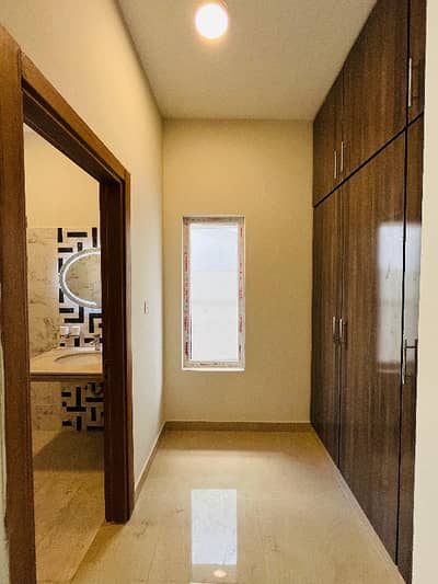 500 Square Yards House Ideally Situated In Falcon Complex New Malir