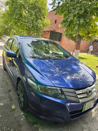 Honda city i vtec 2009 in excellent condition