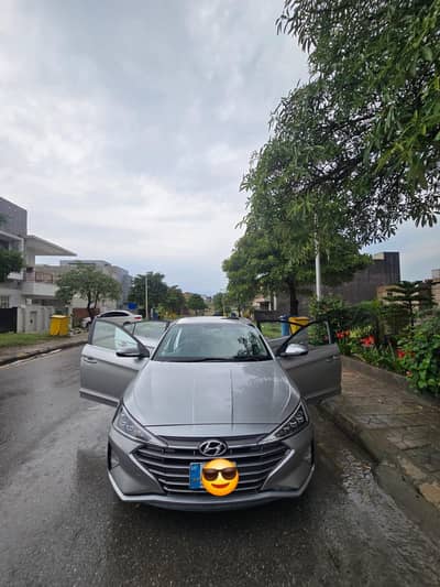 Hyundai Elentra 2.0 Brand New Condition For Sale