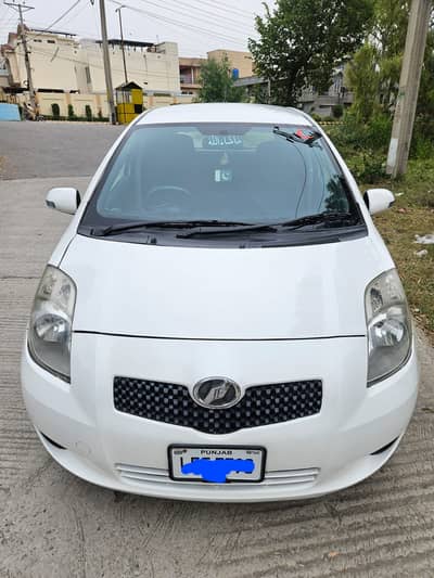 Toyota Vitz 2005