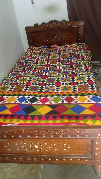 2 single beds antique with foam with computer table