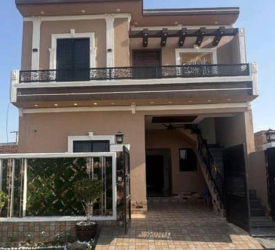 Own A House In 5 Marla Lahore