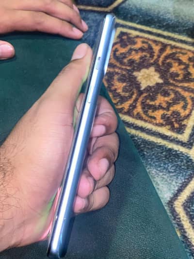 One Plus 9R