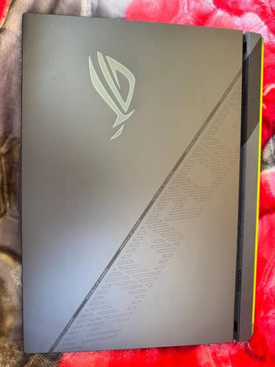 Asus ROG strix G16 i9 14th Gen RTX4070