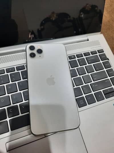 iPhone 11 pro max PTA Approved